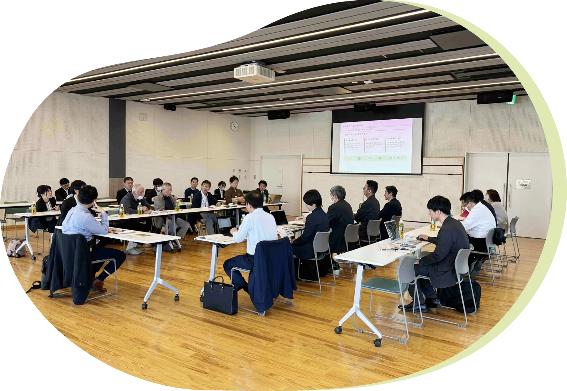 自然資本産業創造協議会の会議の様子